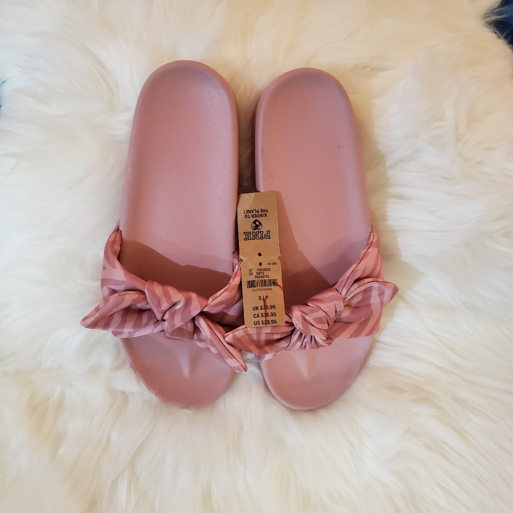 Pink Victoria secret women sandals - Picture 3 of 5